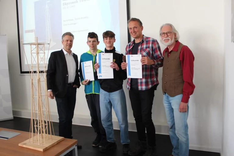 Sensationeller Erfolg beim Bauwettbewerb JuniorING der Baukammer Berlin